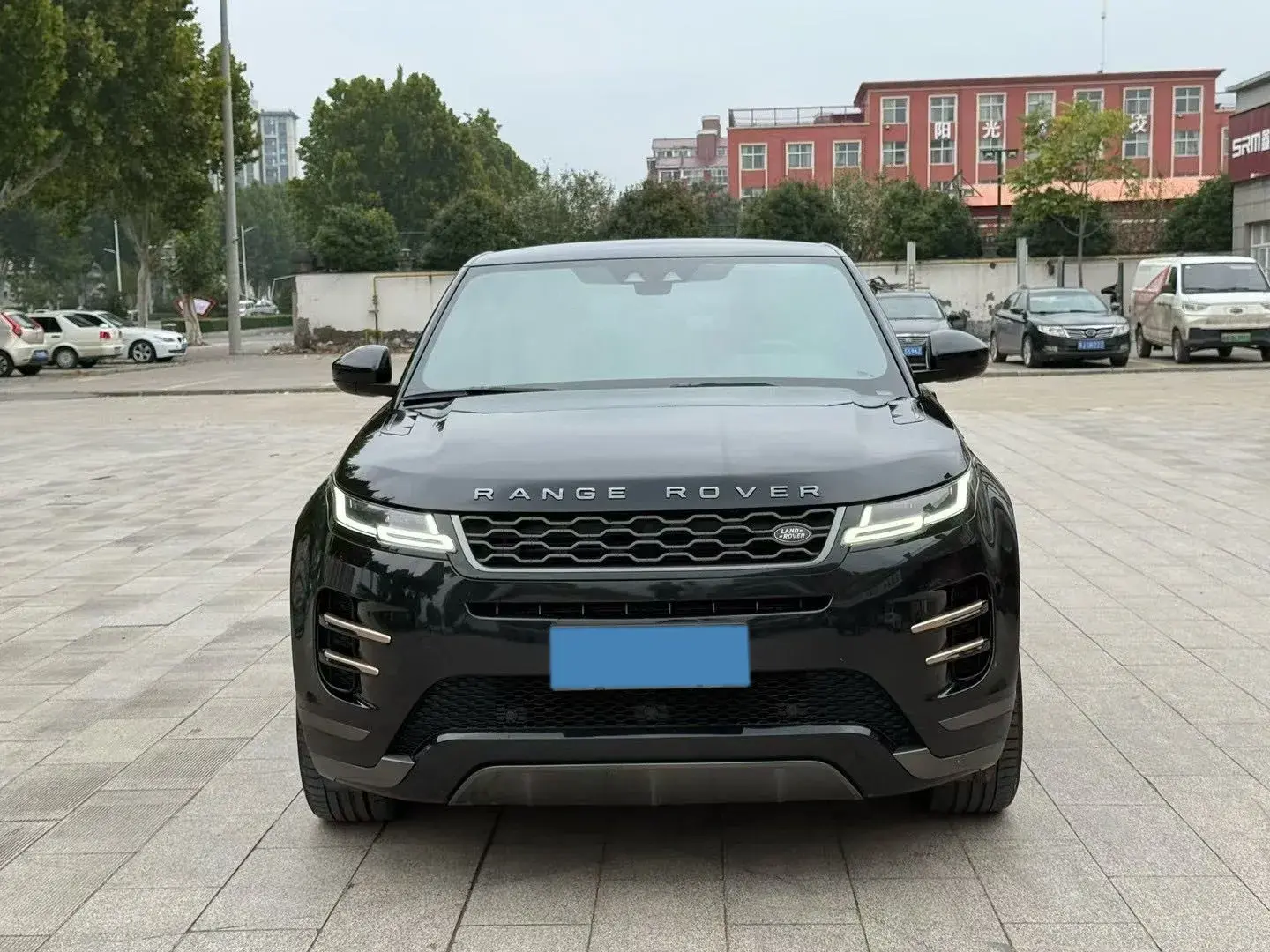 2020 LAND ROVER thumbnail 2