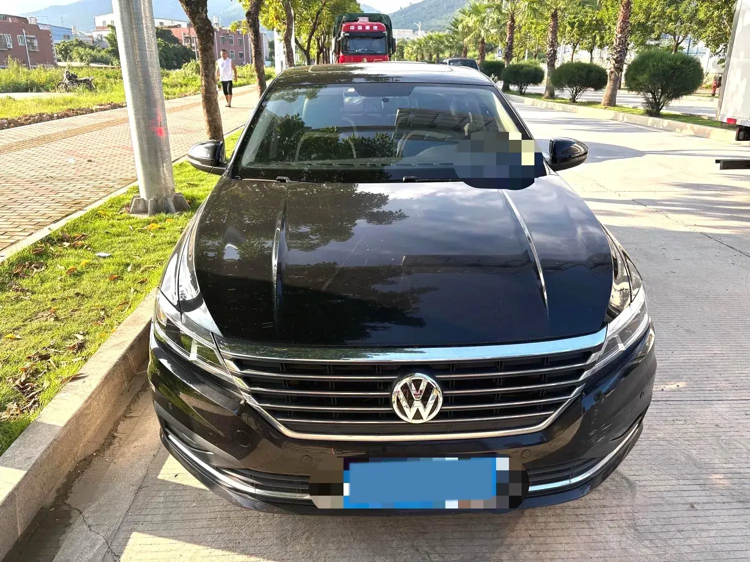 2018 VOLKSWAGEN LAVIDA thumbnail 2