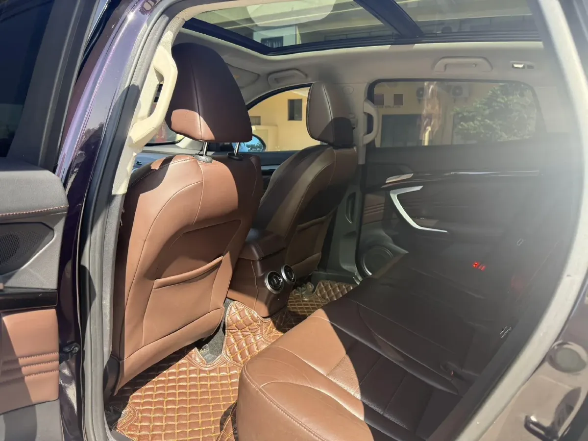 2017 WEY VV5 2.0T 197HP L4 7DCT,autocango,china used car exporter,china ev exporter,chinese used car exporter,chinese used ev exporter