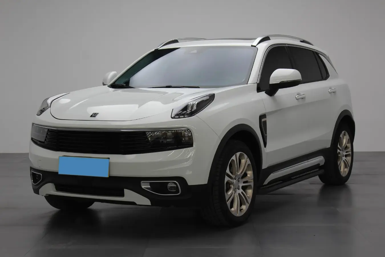 2017 LYNK&CO 01 2.0T 190HP L4 6AT