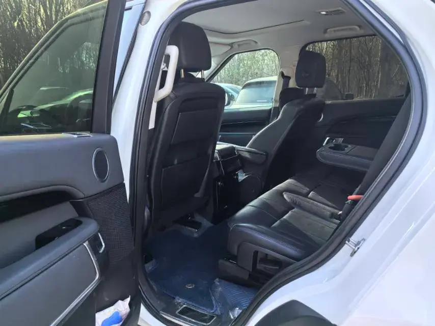 2018 LAND ROVER thumbnail 4