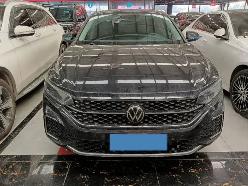 2024 VOLKSWAGEN PASSAT thumbnail 2