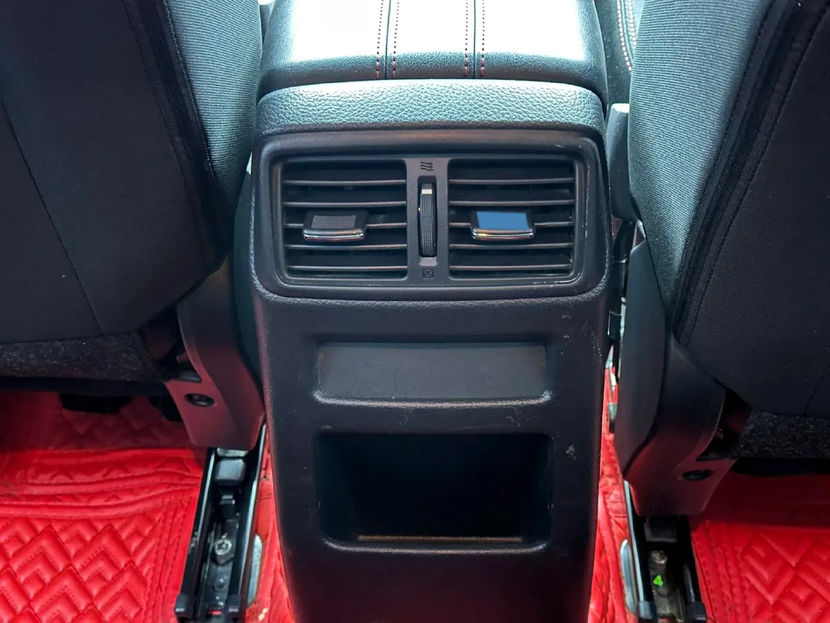 2021 Nissan Qashqai 2.0L 151HP L4 CVT,autocango,china used car exporter,china ev exporter,chinese used car exporter,chinese used ev exporter