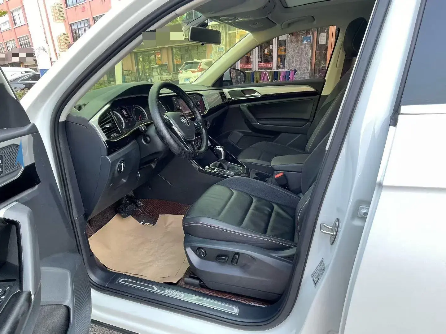 2019 VOLKSWAGEN TAYRON thumbnail 4