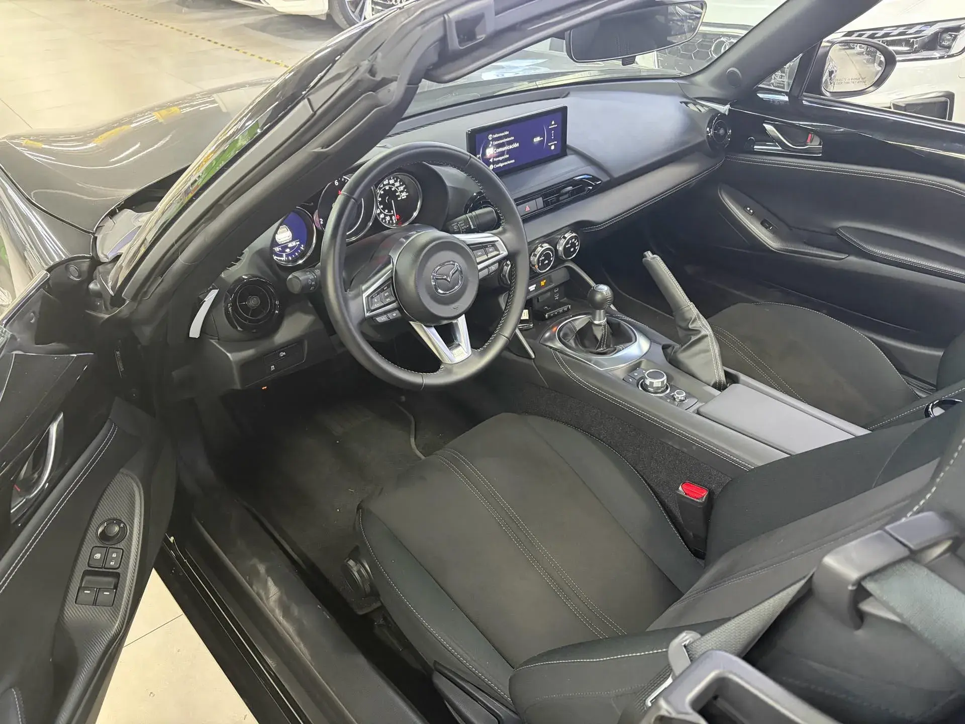 2023 MAZDA 3 thumbnail 3