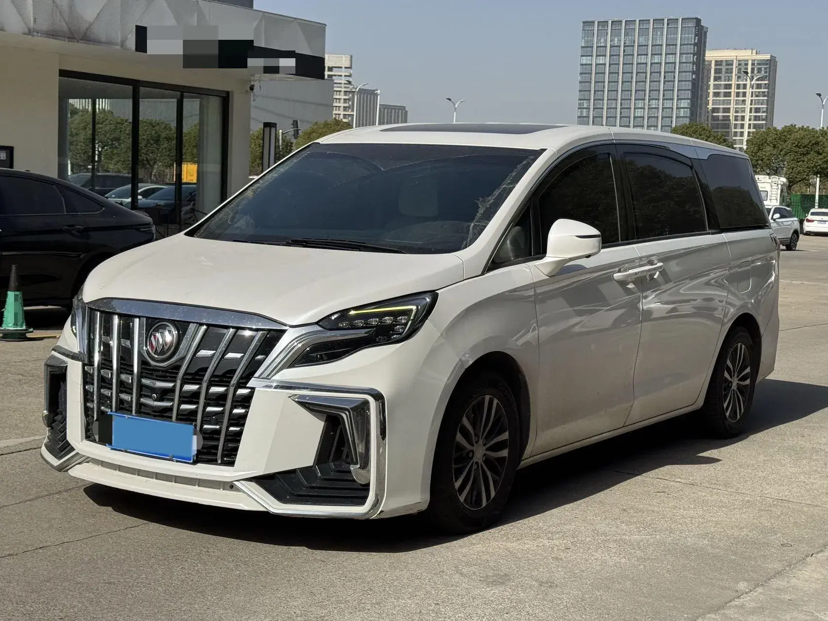 2020 BUICK GL8 view 1