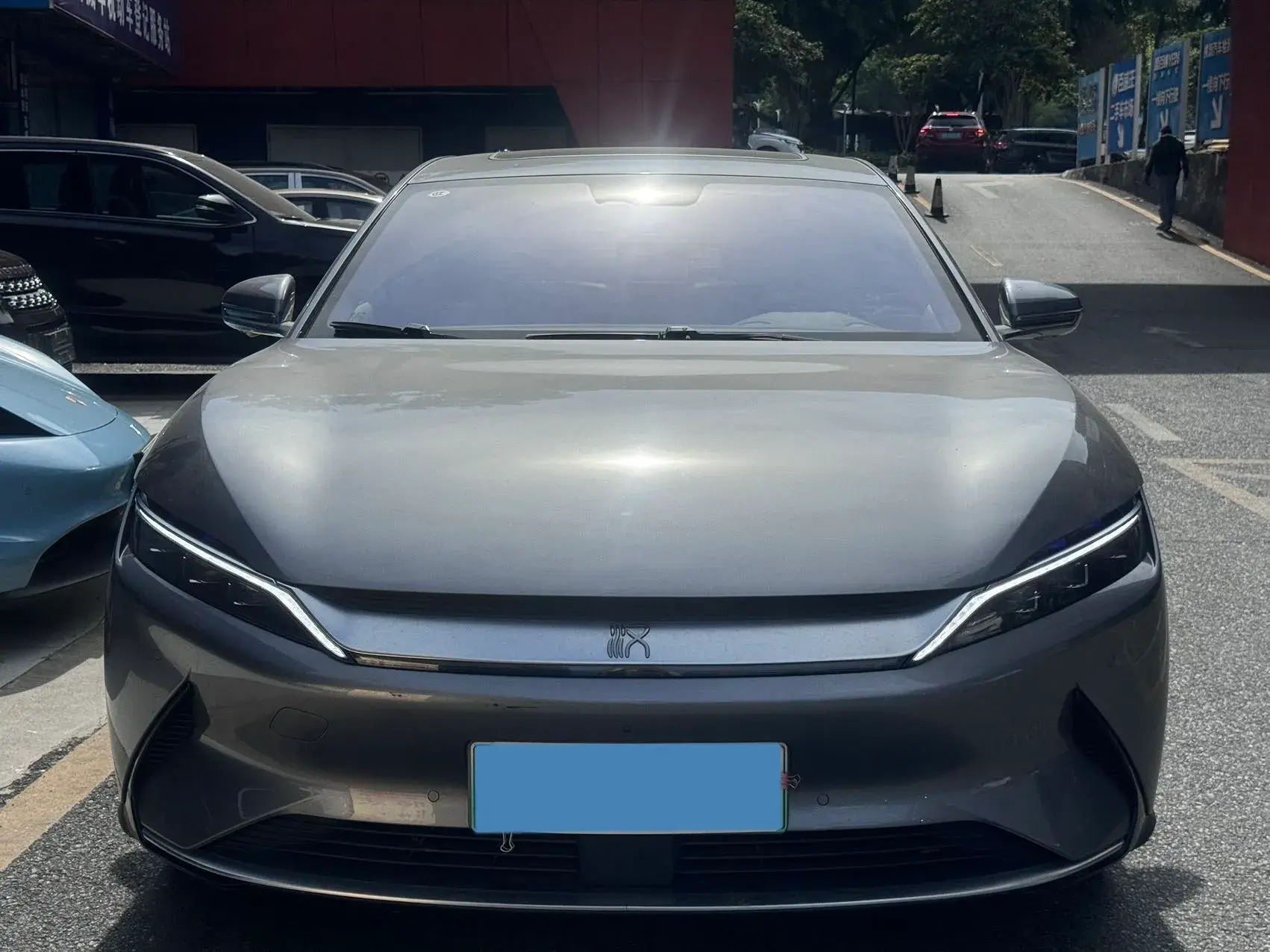 2020 BYD HAN thumbnail 2