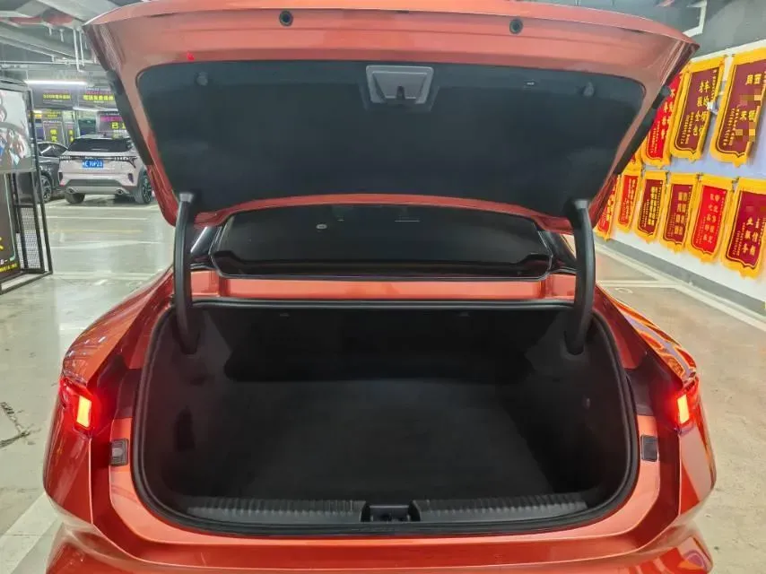 2024 LYNK&CO Z10 BEV 95KWH,autocango,china used car exporter,china ev exporter,chinese used car exporter,chinese used ev exporter