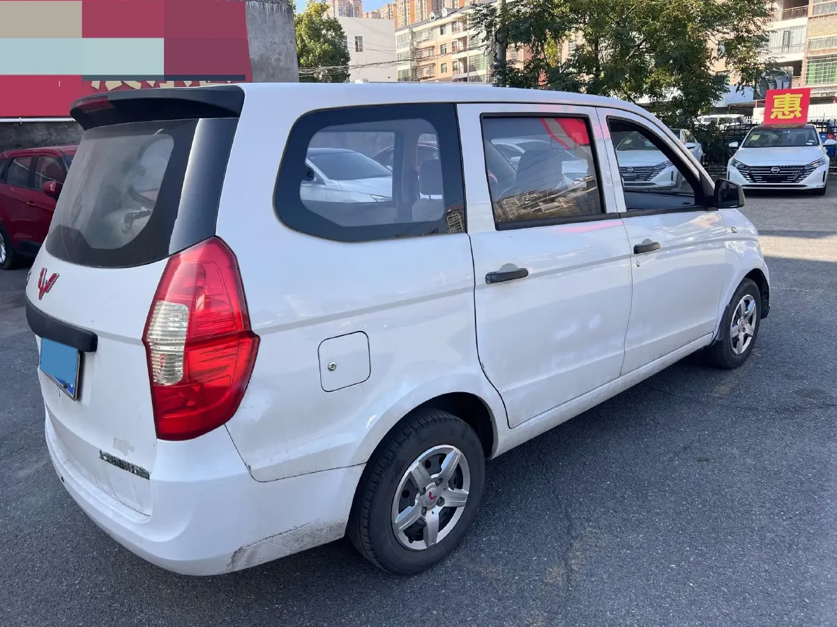 2018 WuLing HongGuang 1.2L 82HP L4 5MT,autocango,china used car exporter,china ev exporter,chinese used car exporter,chinese used ev exporter