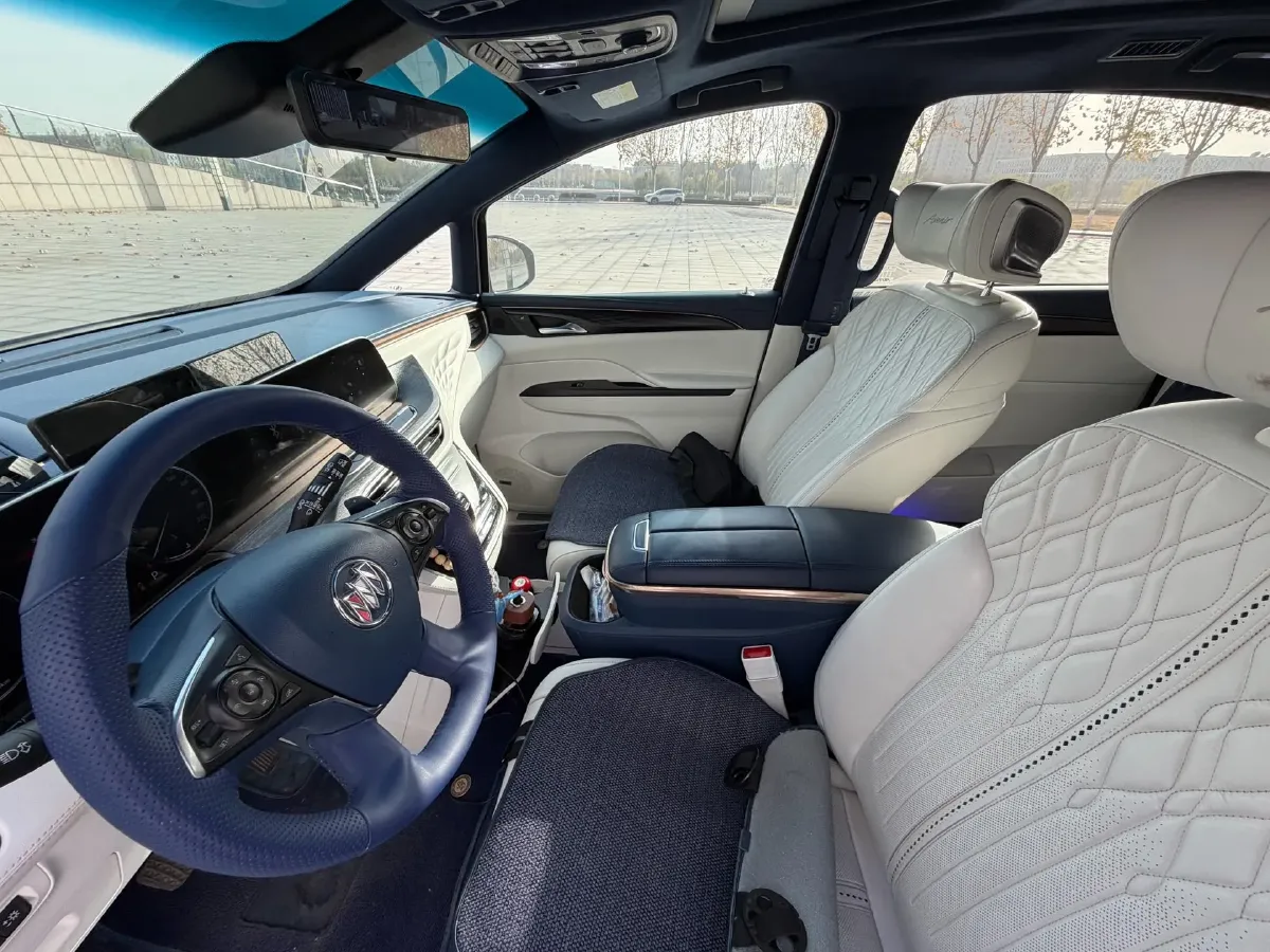 2020 Buick GL8 2.0T 237HP L4 9AT,autocango,china used car exporter,china ev exporter,chinese used car exporter,chinese used ev exporter