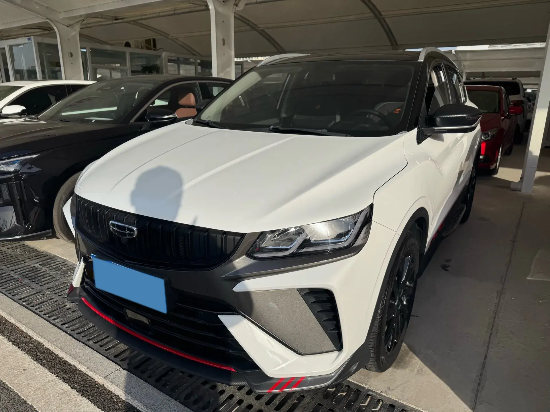 2023 GEELY COOLRAY view 1