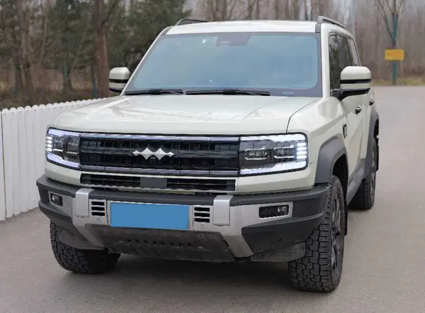 2023 FangChengBao Bao 5 1.5T 194HP L4 E-CVT PHEV 31.8KWH