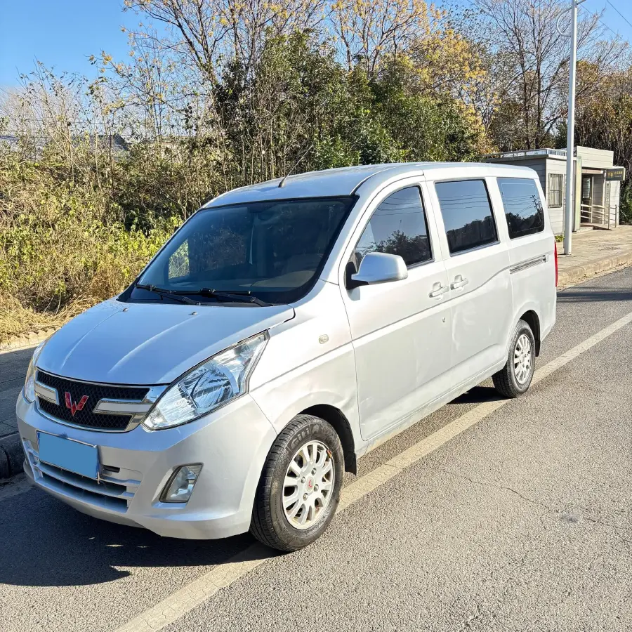 2016 WuLing RongGuang V 1.5L 112HP L4 5MT