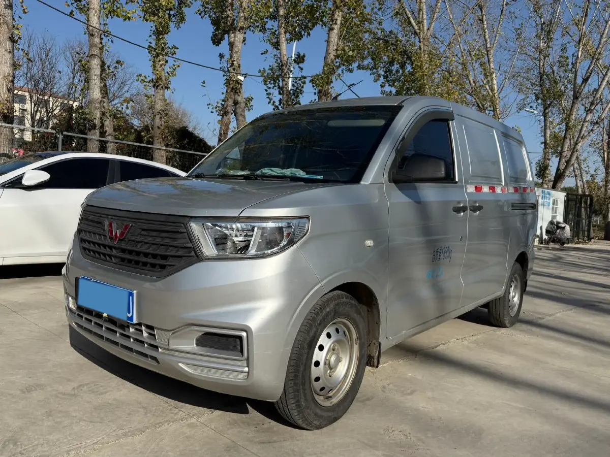 2019 WuLing HongGuang V 1.5L 105HP L4 5MT