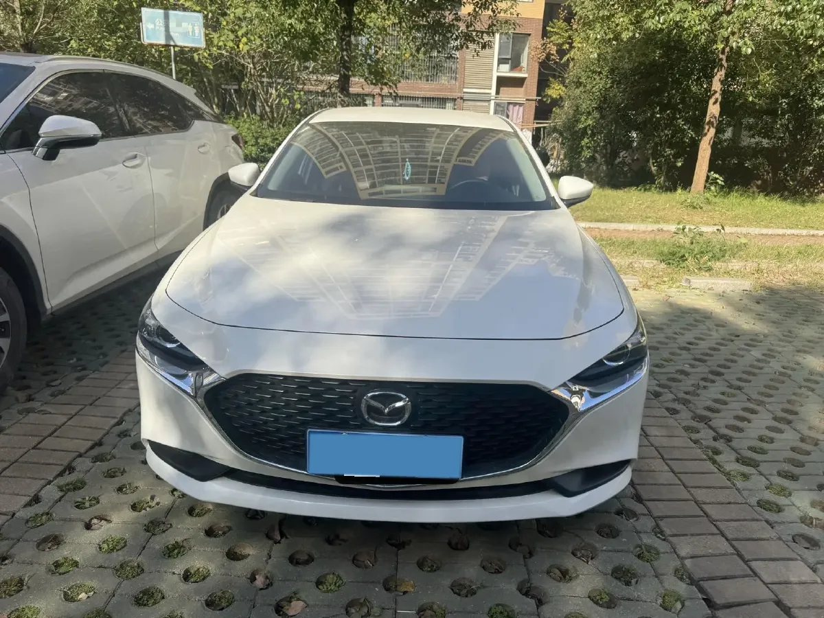 2022 Mazda 3 Axela 2.0L 158HP L4 6AT,autocango,china used car exporter,china ev exporter,chinese used car exporter,chinese used ev exporter