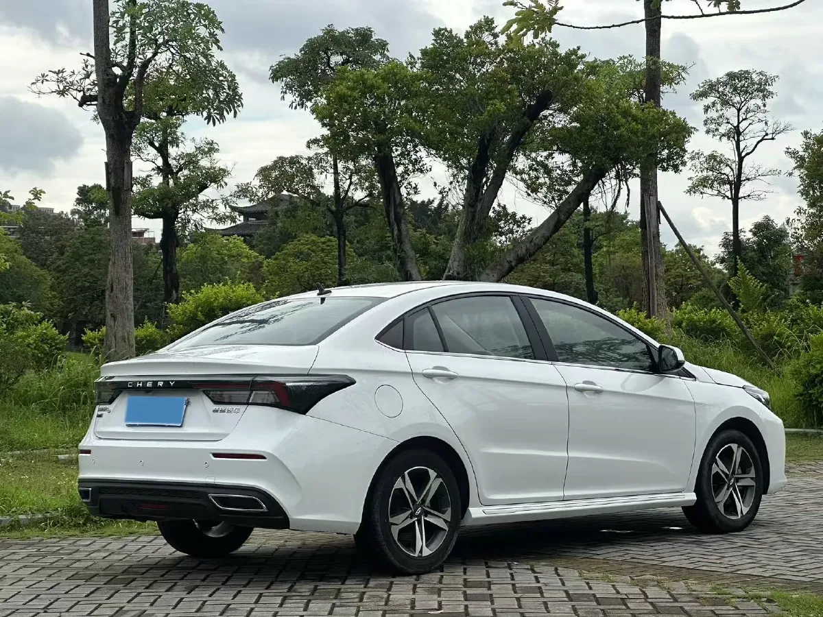 2021 Chery Arrizo 5 Plus 1.5L 116HP L4 5MT,autocango,china used car exporter,china ev exporter,chinese used car exporter,chinese used ev exporter