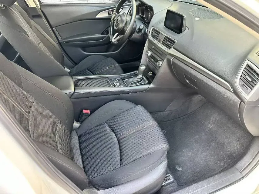 2017 Mazda 3 Axela 1.5L 117HP L4 6AT,autocango,china used car exporter,china ev exporter,chinese used car exporter,chinese used ev exporter