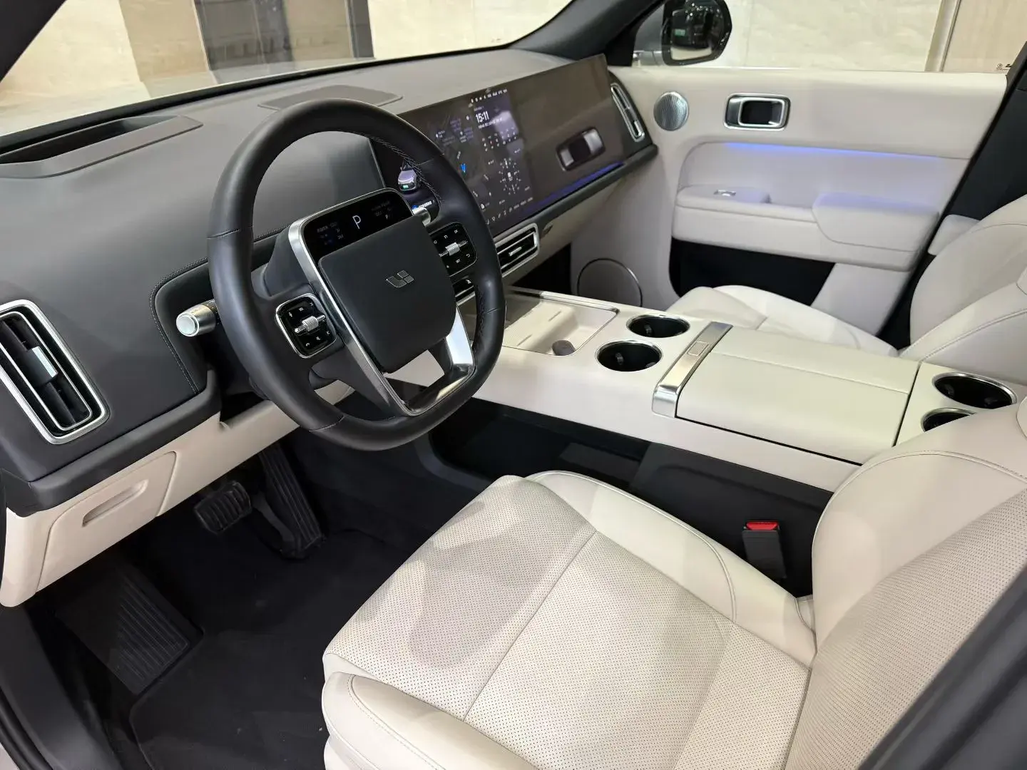 2022 LI L9 thumbnail 4