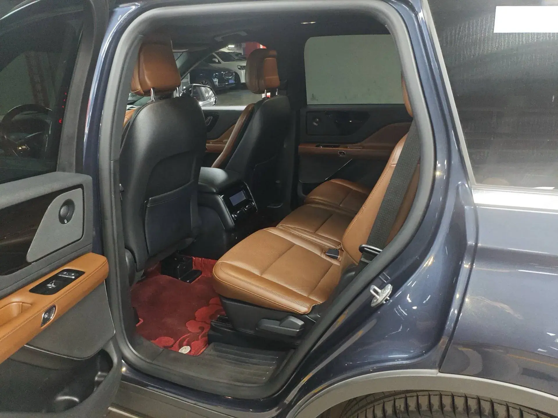 2021 LINCOLN AVIATOR thumbnail 3