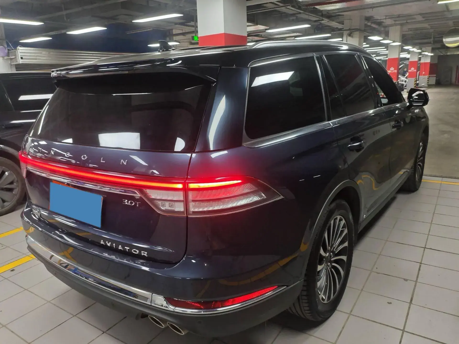 2021 LINCOLN AVIATOR thumbnail 4