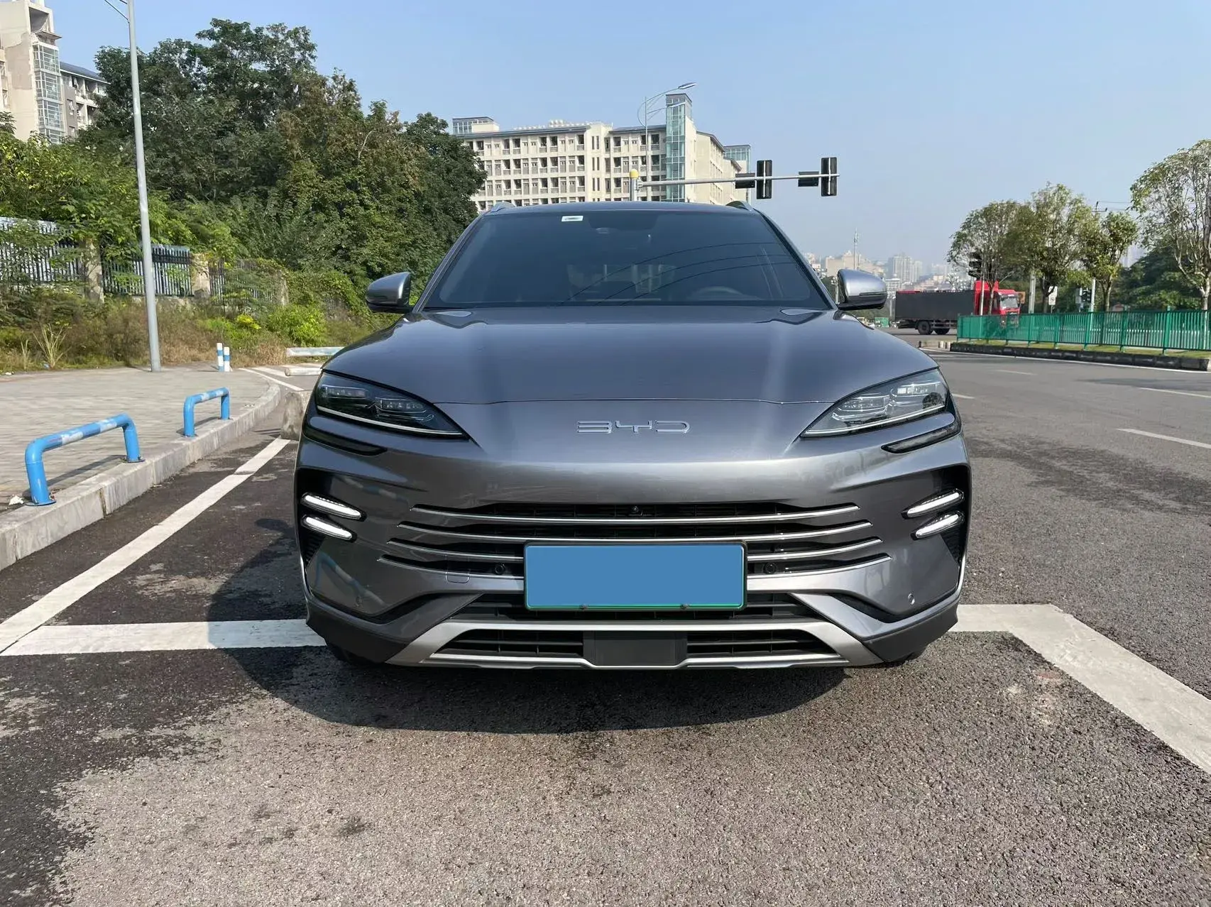 2024 BYD SONG thumbnail 3