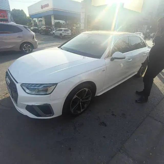 2020 AUDI A4L view 1