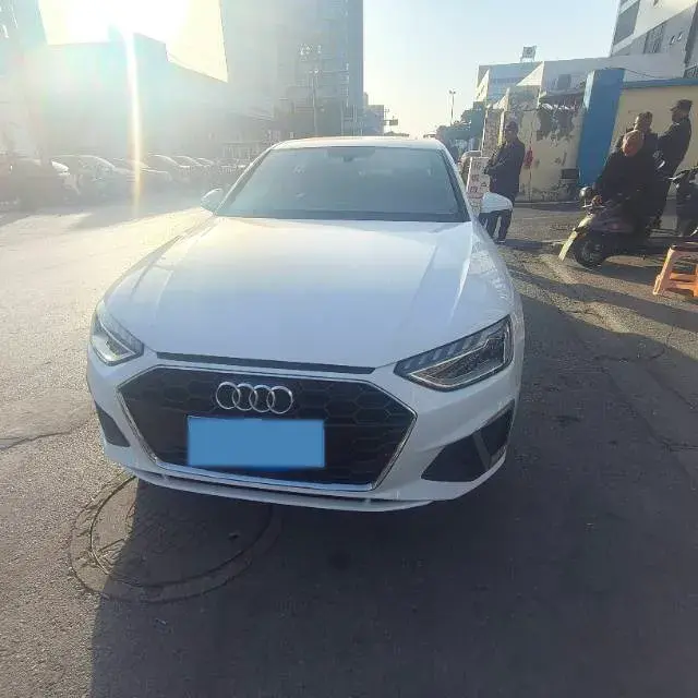 2020 AUDI A4L thumbnail 2