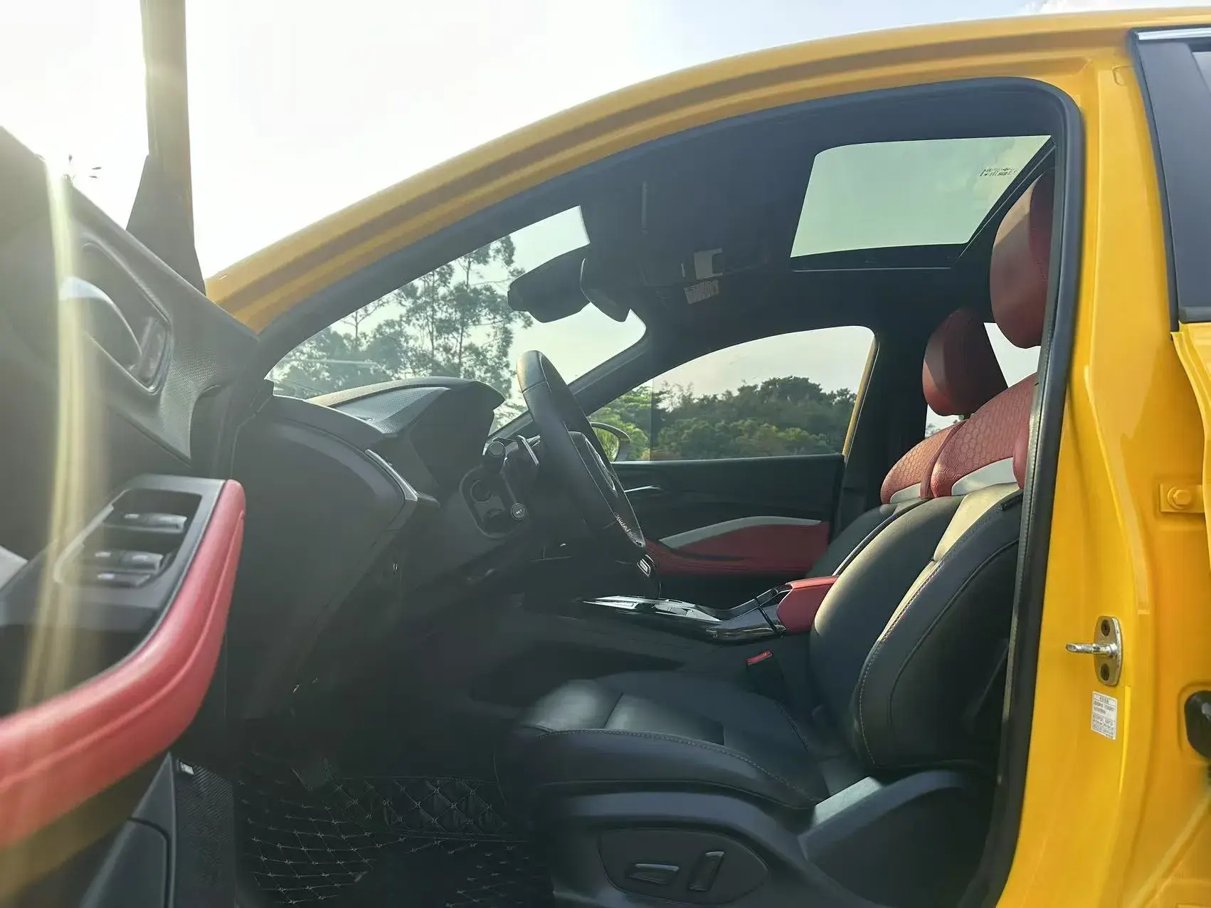 2021 MG 5 thumbnail 4