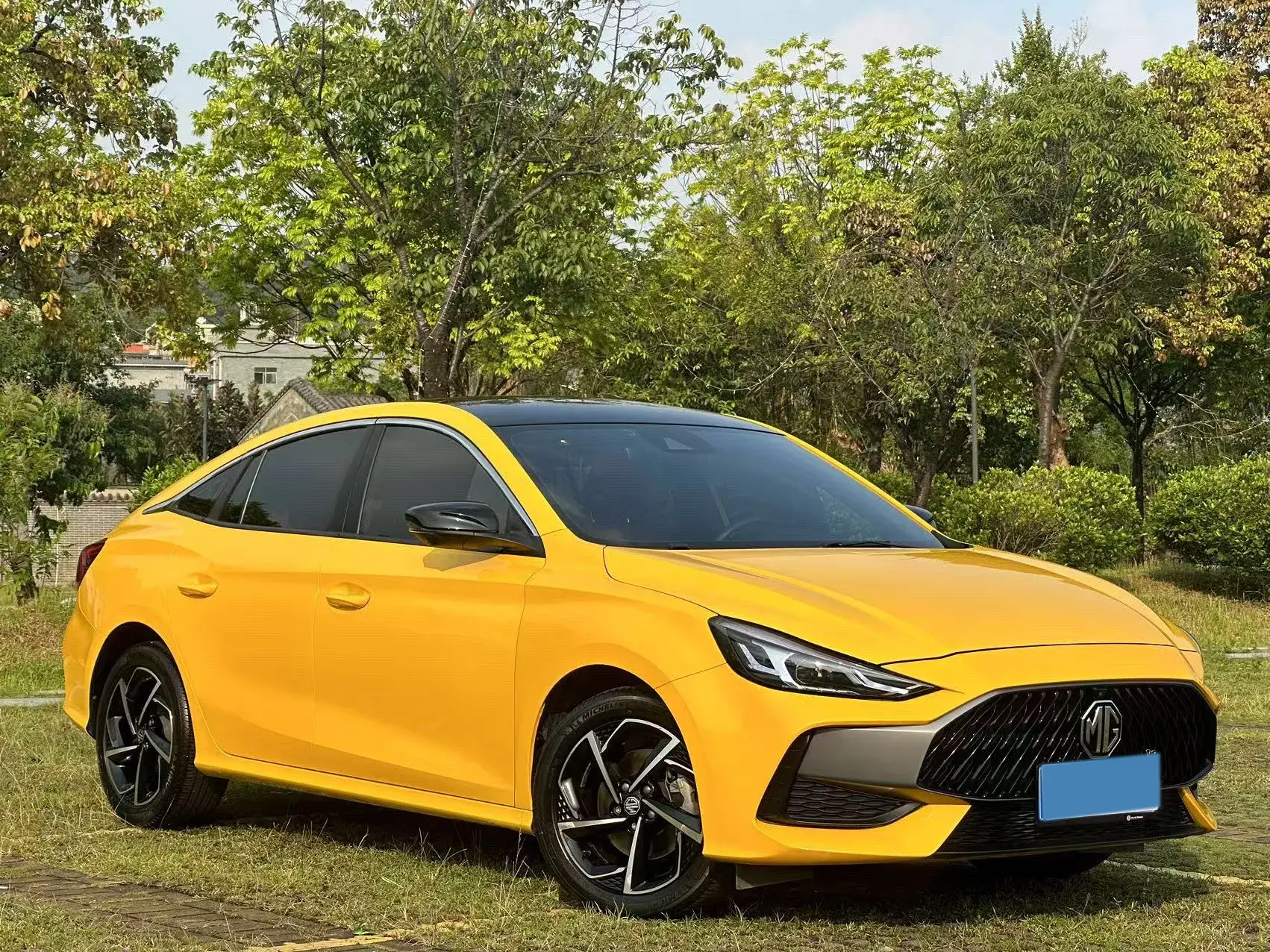 2021 MG 5 thumbnail 3