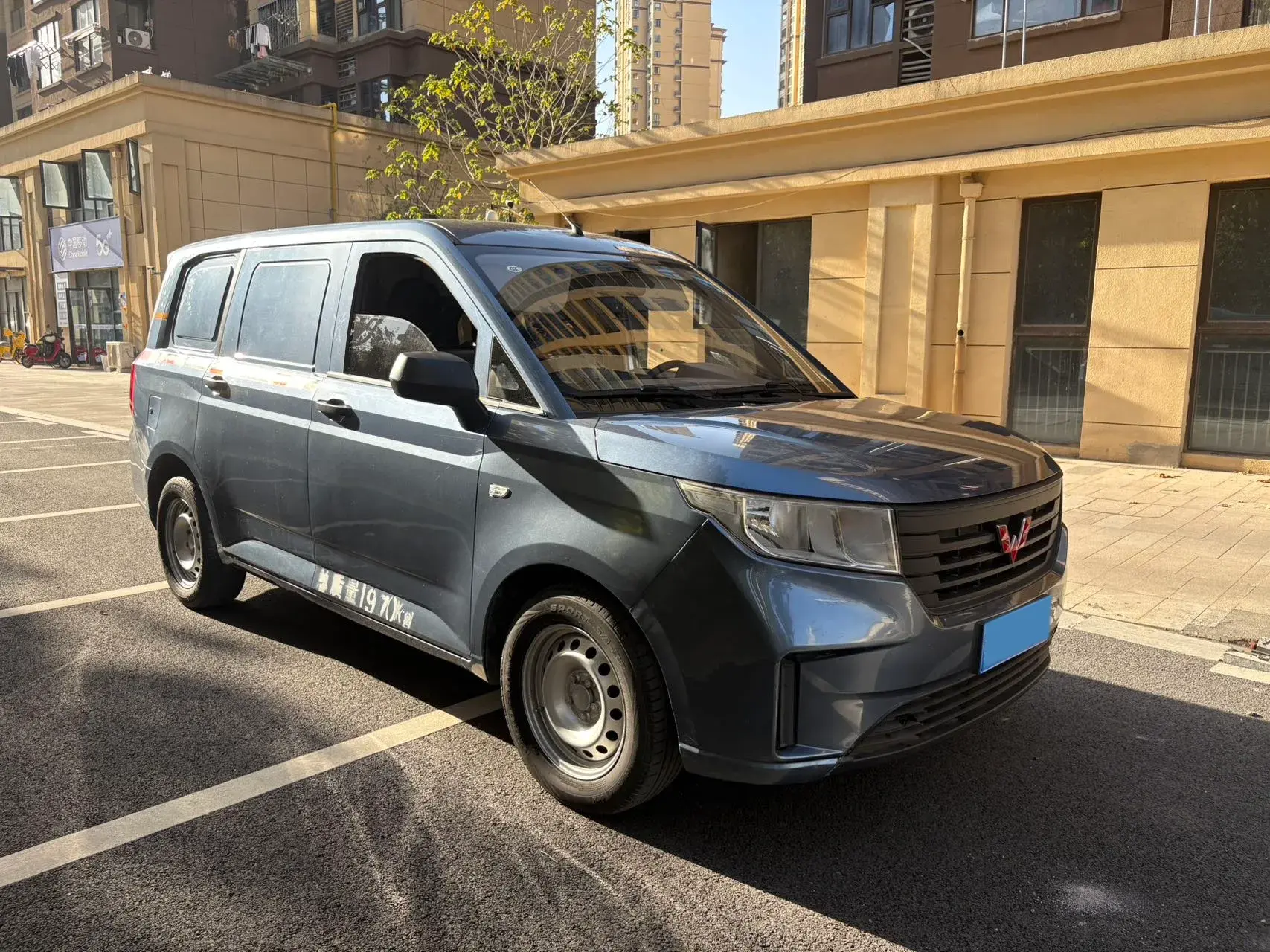 2019 WULING HONGGUANG thumbnail 3