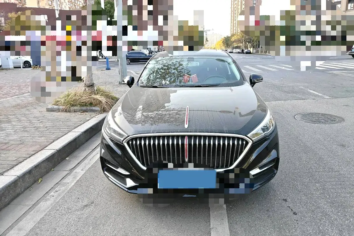 2022 HONGQI H5 thumbnail 2