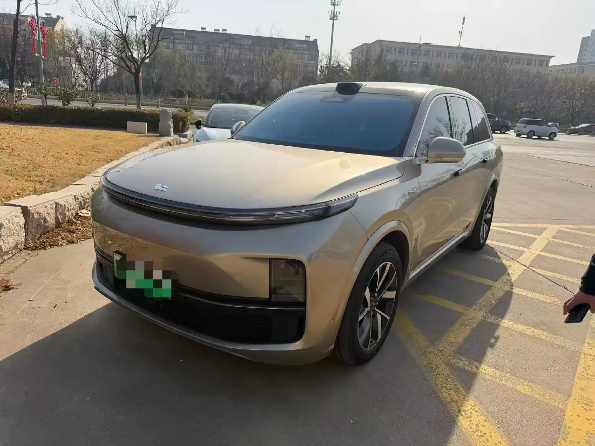 2023 Li L8 Range Extended 154HP REEV 40.9KWH