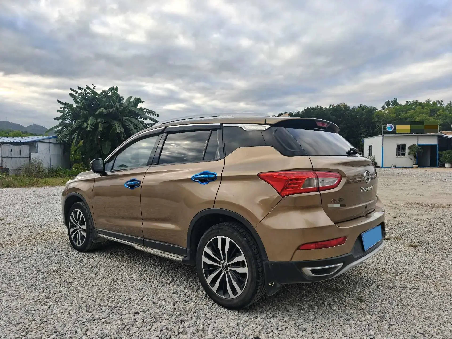 2017 GAC TRUMPCHI thumbnail 4