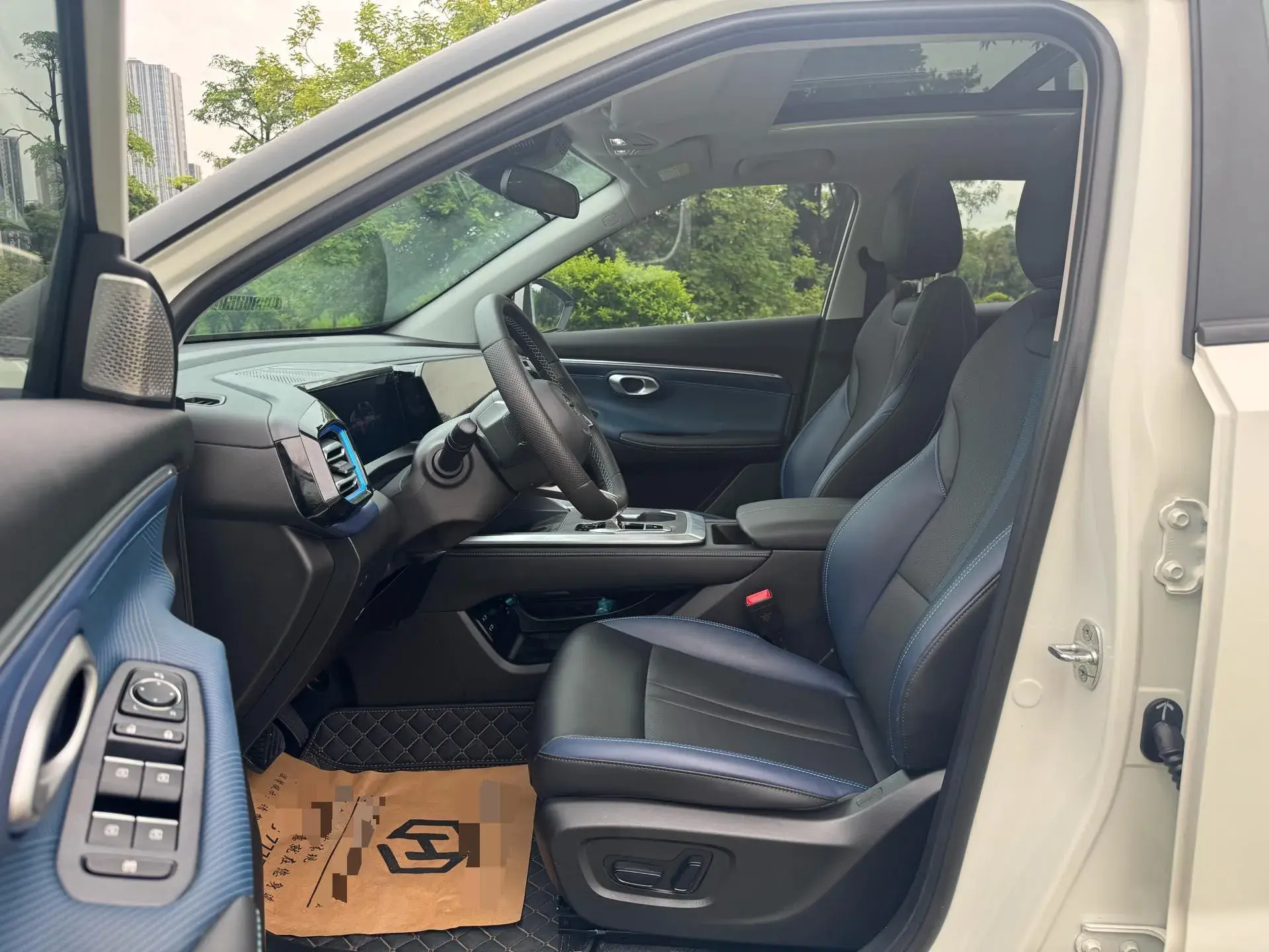 2023 GAC TRUMPCHI thumbnail 4