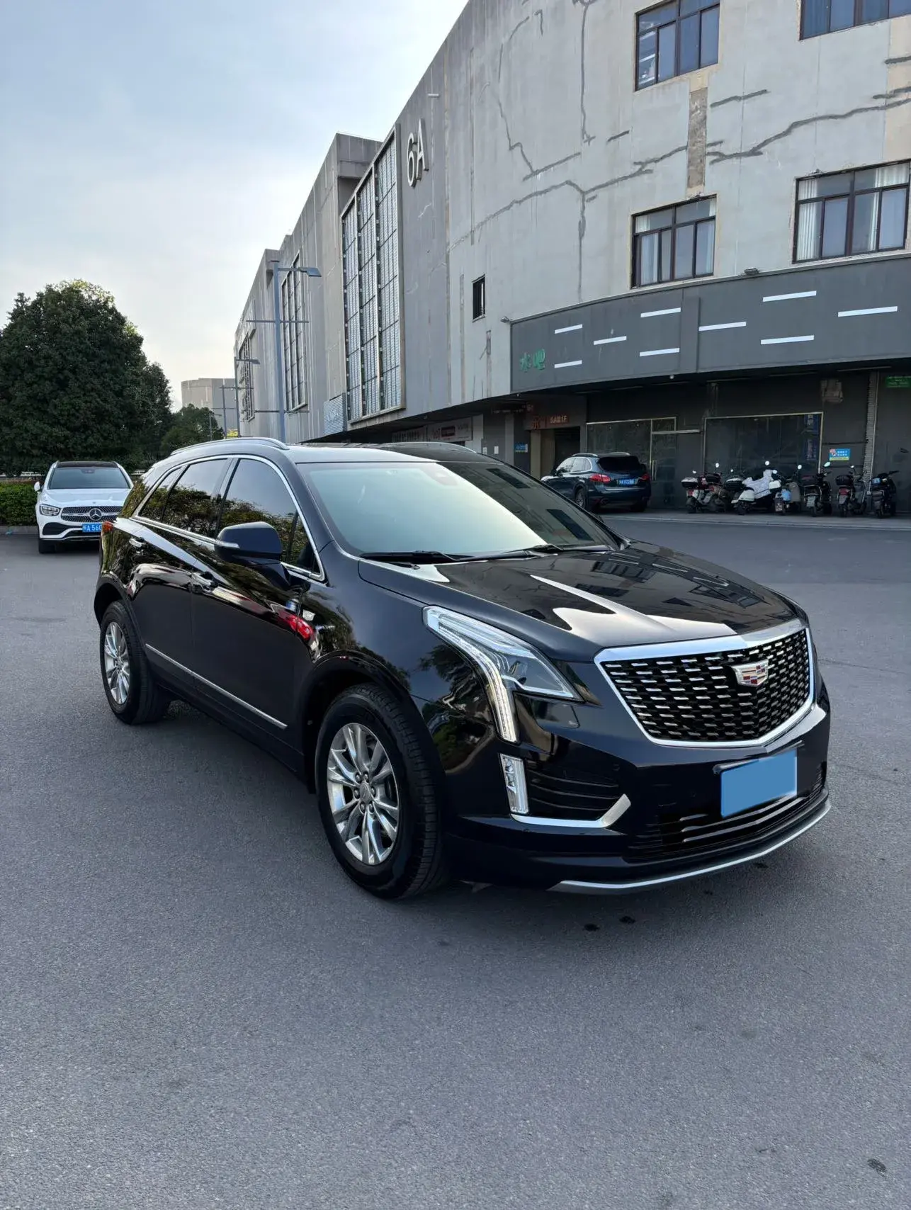 2021 CADILLAC XT5 thumbnail 2