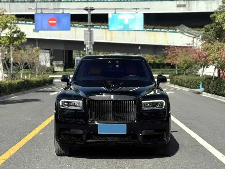 2020 ROLLS-ROYCE CULLINAN thumbnail 2