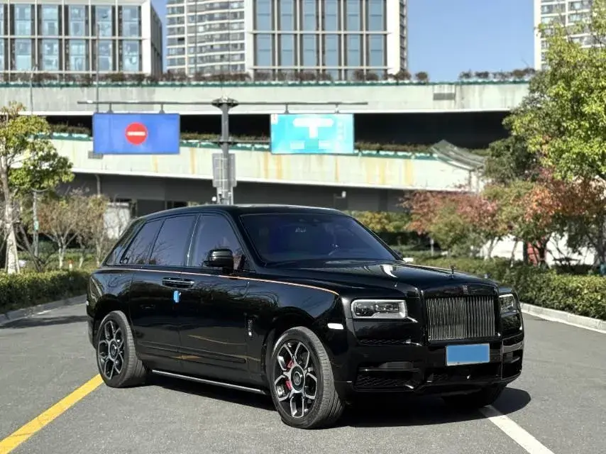 2020 ROLLS-ROYCE CULLINAN thumbnail 3