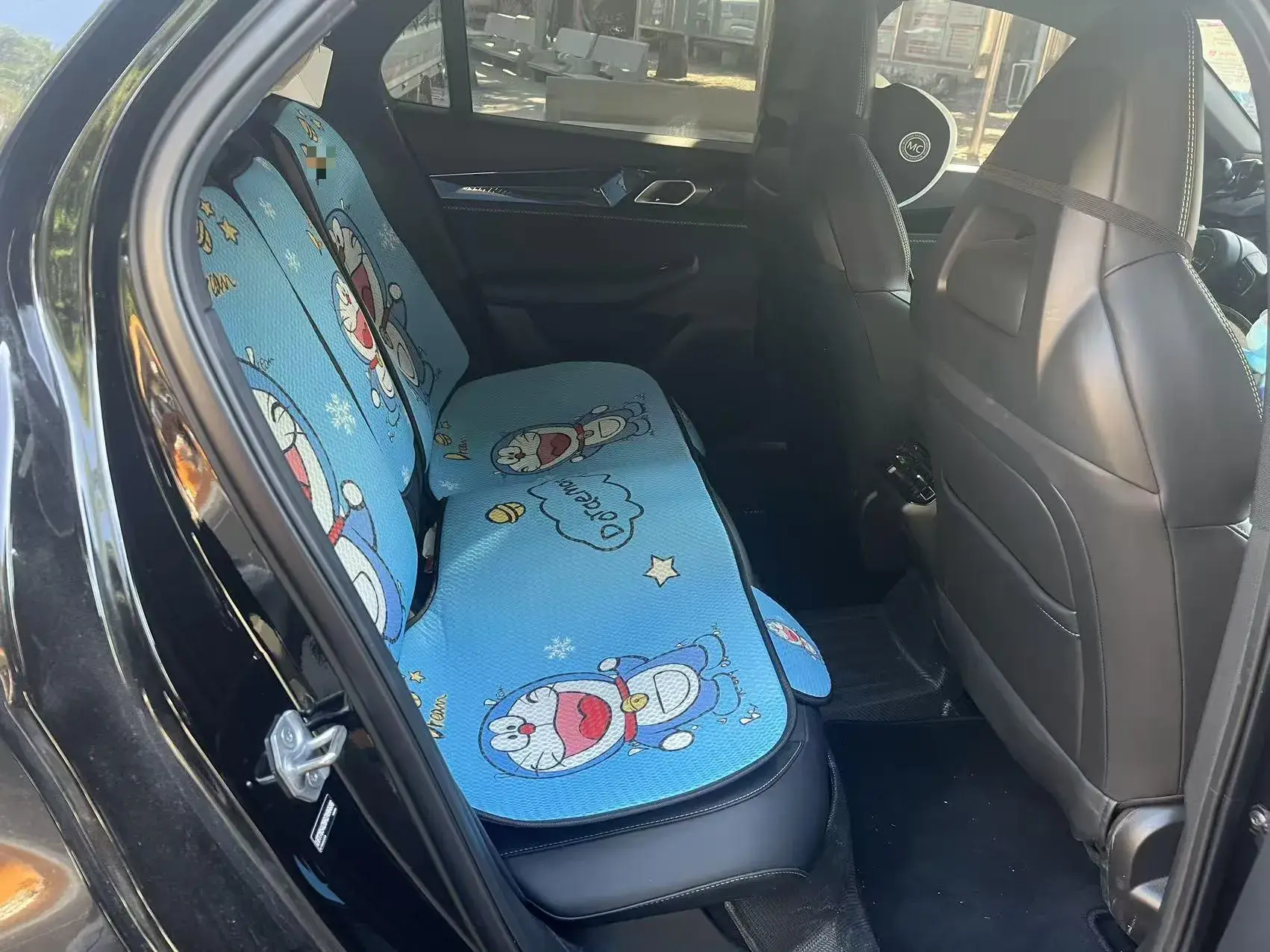 2025 LYNK&CO 03 thumbnail 4