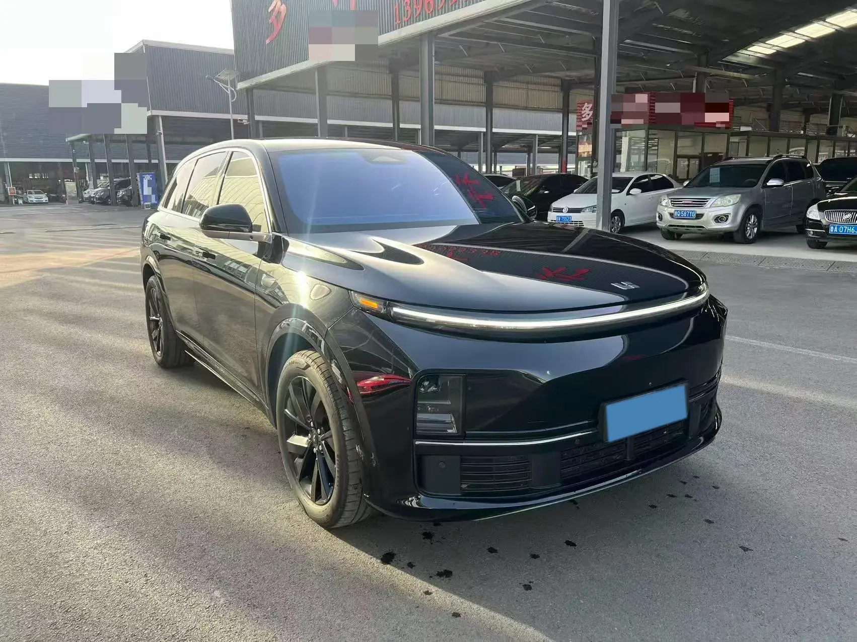 2023 LI L7 thumbnail 3