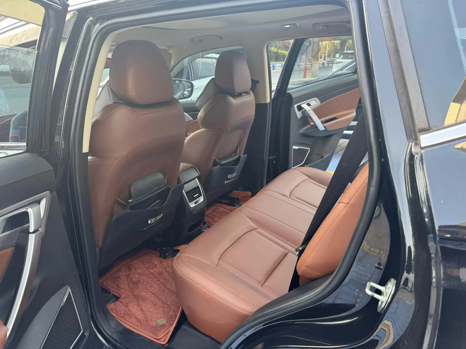 2022 GEELY AZKARRA thumbnail 2