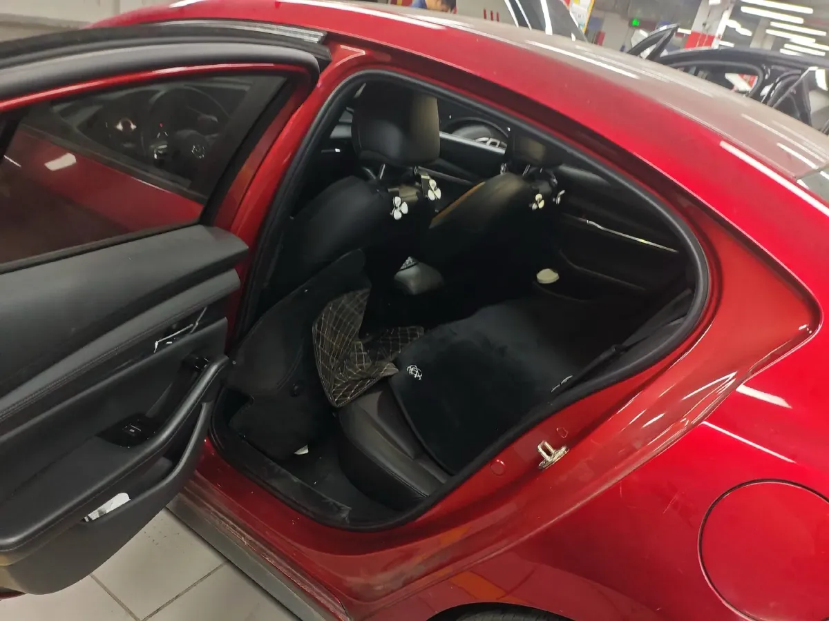 2021 Mazda 3 Axela 2.0L 158HP L4 6AT,autocango,china used car exporter,china ev exporter,chinese used car exporter,chinese used ev exporter