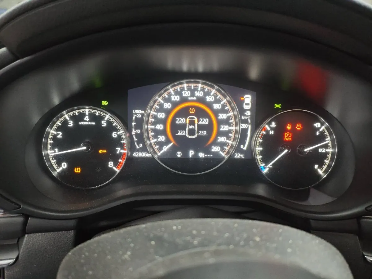 2021 Mazda 3 Axela 2.0L 158HP L4 6AT,autocango,china used car exporter,china ev exporter,chinese used car exporter,chinese used ev exporter