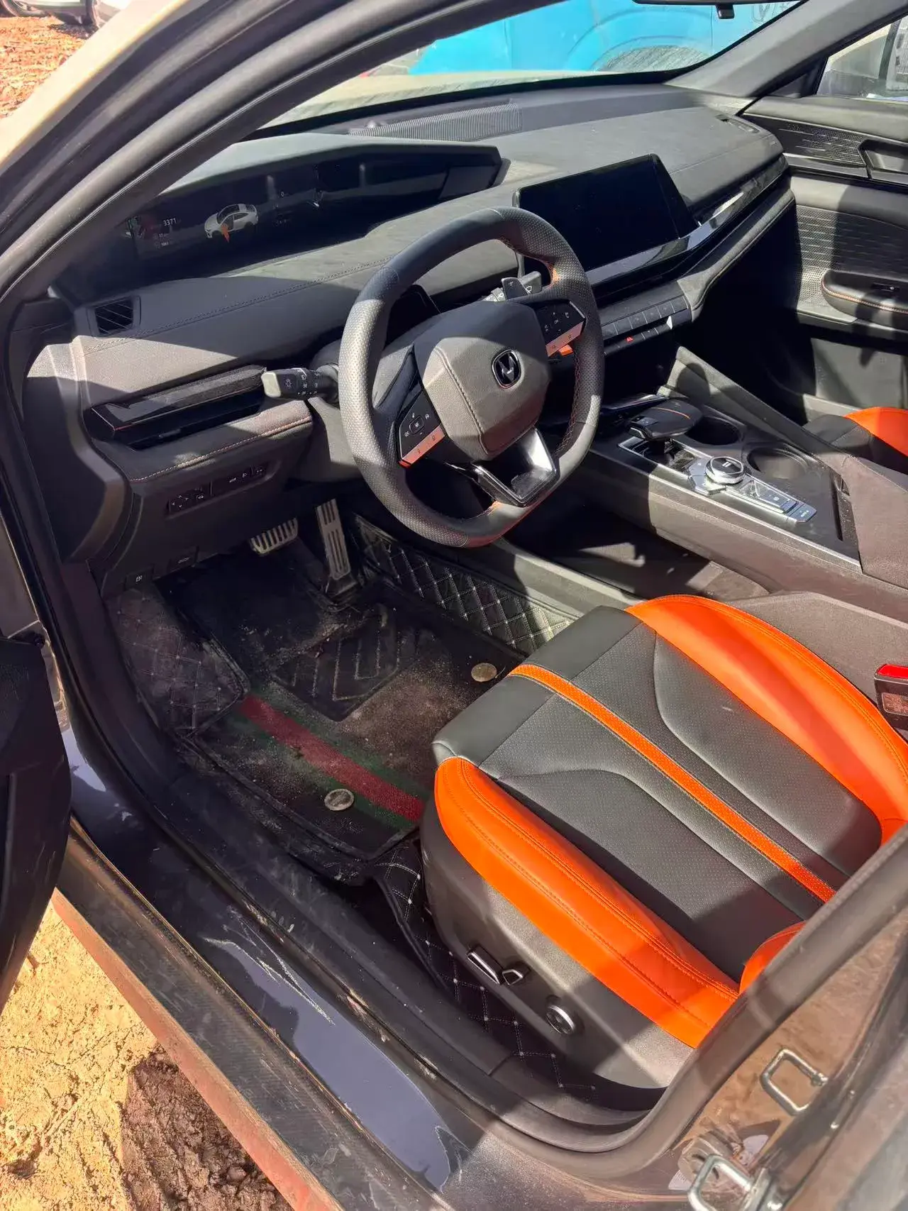 2024 CHANGAN UNI-V thumbnail 2