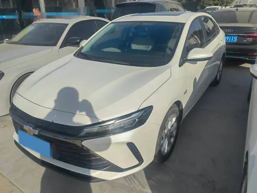 2023 CHEVROLET MONZA view 1