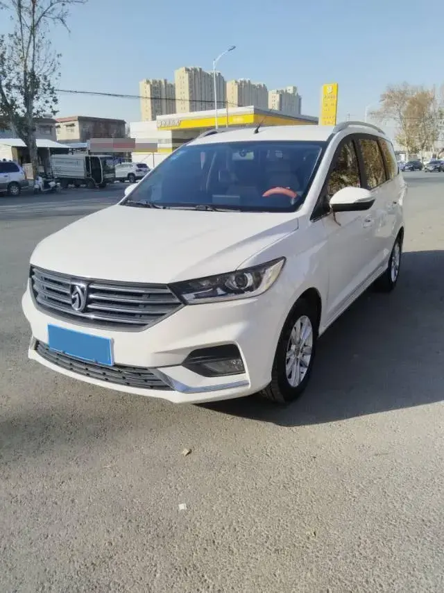 2019 BaoJun 360 1.5L 105HP L4 6MT