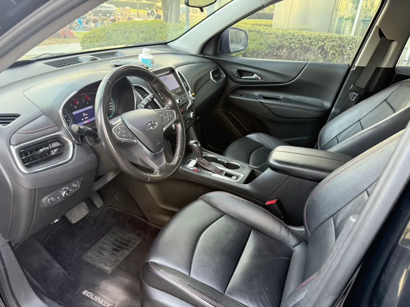 2019 CHEVROLET EQUINOX thumbnail 2