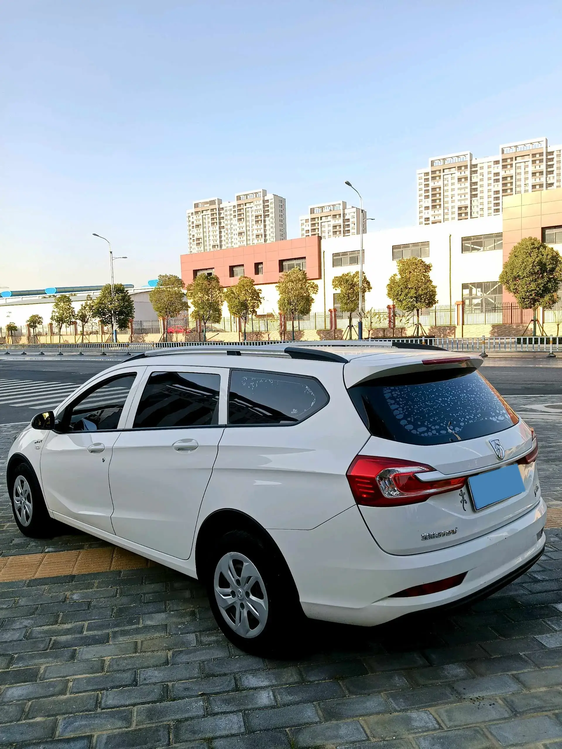 2017 BAOJUN 310W thumbnail 3