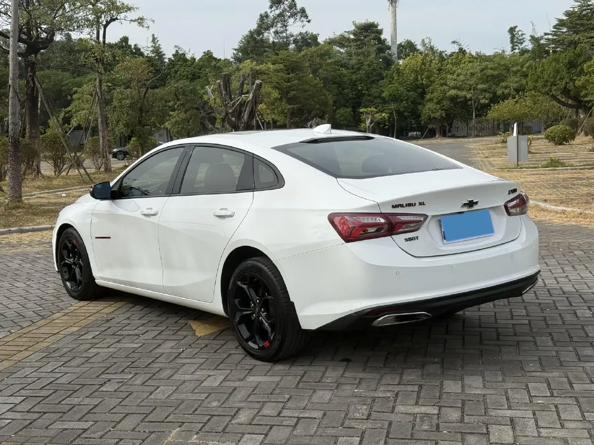 2019 Chevrolet Malibu XL 2.0T 241HP L4 9AT,autocango,china used car exporter,china ev exporter,chinese used car exporter,chinese used ev exporter