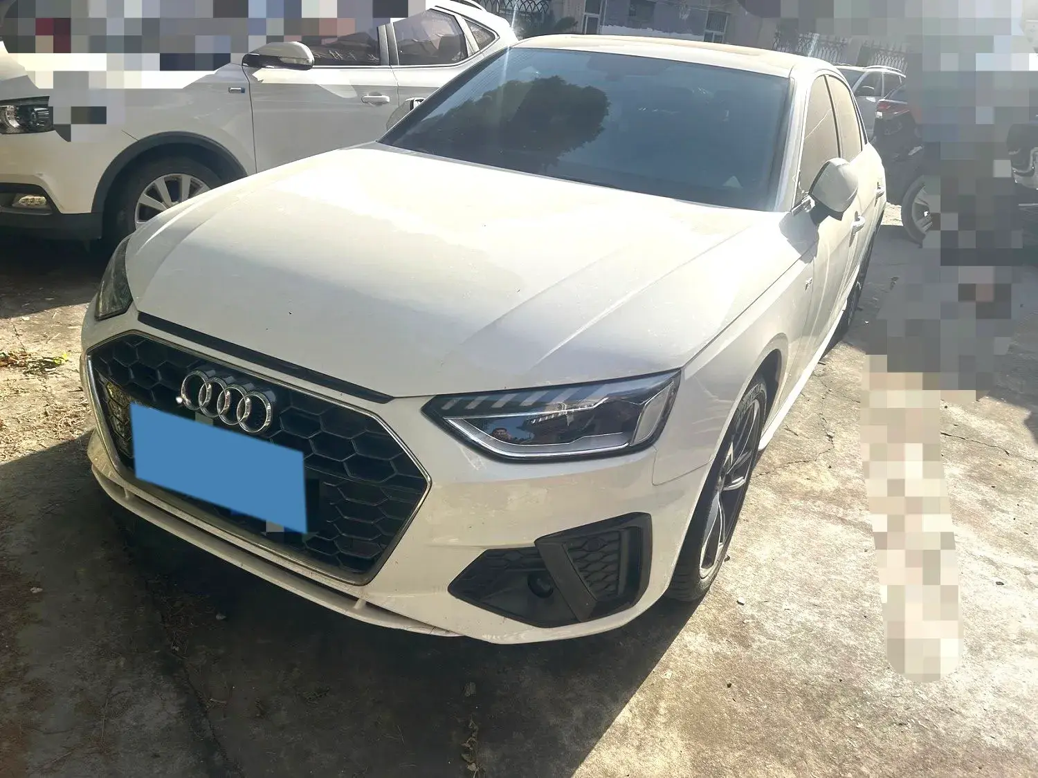 2022 AUDI A4L view 1