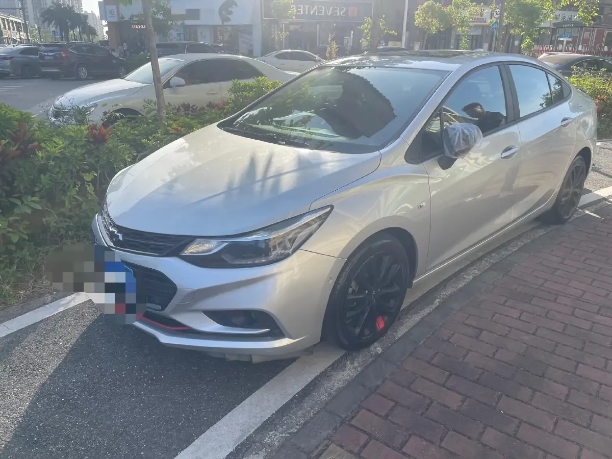 2018 Chevrolet Cruze 1.4T 150HP L4 7DCT